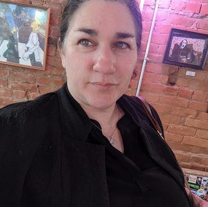 Meet your Posher, Shoshana